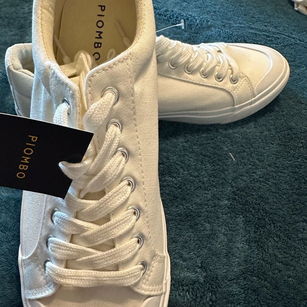 Piombo Men’s White Low-Top Canvas Sneakers